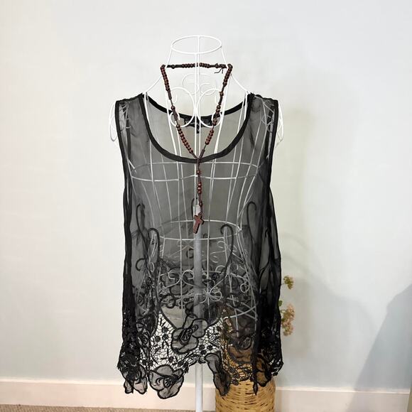 Gorgeous vintage y2k black sheer silky lace tank top - Picture 1 of 7